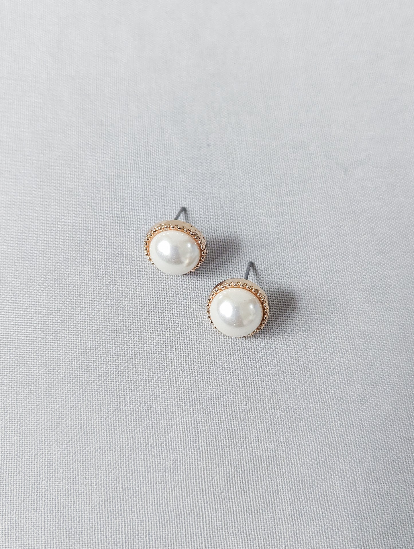 Vintage Pearl Gold Earring