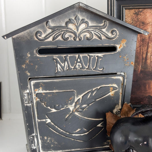 Vintage Inspired Mailbox